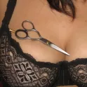 Privatmodell - Friseur-Spiele mit Doreen - Leipzig - Nacktfriseuse am Werkeln - Bild 1