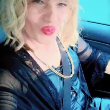 Cum Slut Trans Nina - nur fuer +Club Mitglieder