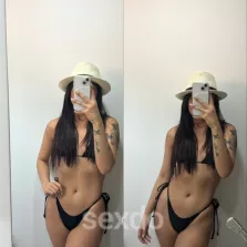 Mia