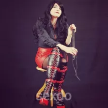 Madame Simone - nur fuer +Club Mitglieder