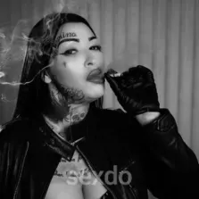 Domina Vicky - nur fuer +Club Mitglieder