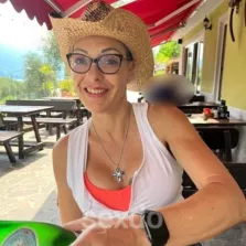 Laura - nur fuer +Club Mitglieder