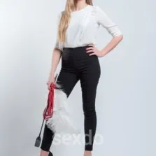 Sara - nur fuer +Club Mitglieder