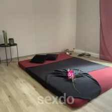 Haut auf Haut Massage - nur fuer +Club Mitglieder