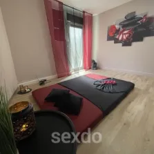 Haut auf Haut Massage - nur fuer +Club Mitglieder