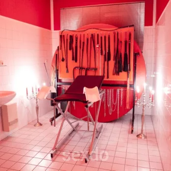 SM / Bizarr Studio - Das Versteck - Berlin - Träume & Phantasien Wirklichkeit werden lassen - Profilbild