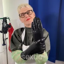 Fistschwester - nur fuer +Club Mitglieder