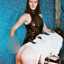 Lady Sarah - nur fuer +Club Mitglieder