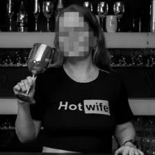 Hotwife Sandra - nur fuer +Club Mitglieder