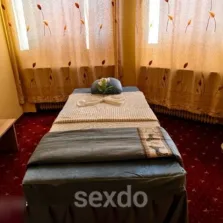 Baihe Asiamassage - nur fuer +Club Mitglieder