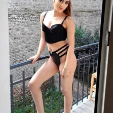 Bella