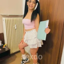 Desi - nur fuer +Club Mitglieder