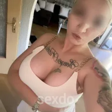 Lena - nur fuer +Club Mitglieder