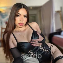Daniela - nur fuer +Club Mitglieder