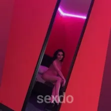 Sara - nur fuer +Club Mitglieder