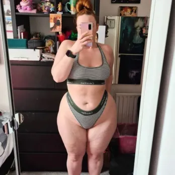 Privatmodell - Corinne - Berlin - Jung, intelligent und bodenständig - Profilbild