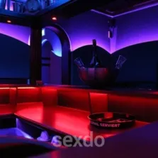 Club Comtesse - nur fuer +Club Mitglieder