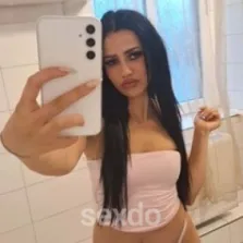 Daniela - nur fuer +Club Mitglieder
