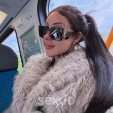 Trans Karina Back - nur fuer +Club Mitglieder