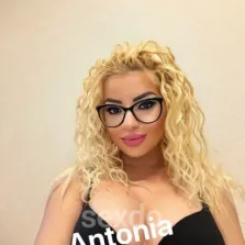 Antonia - nur fuer +Club Mitglieder