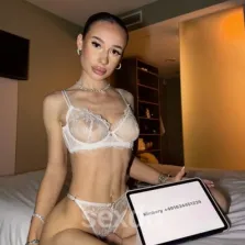 Kimberly - nur fuer +Club Mitglieder