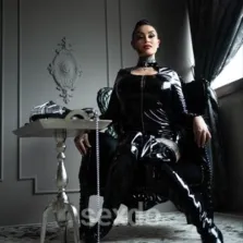 Jenna - nur fuer +Club Mitglieder