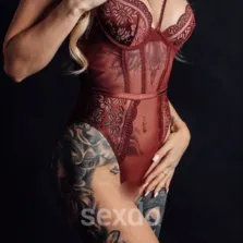 Selina - nur fuer +Club Mitglieder