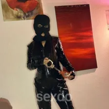 Mistress Stefy - nur fuer +Club Mitglieder